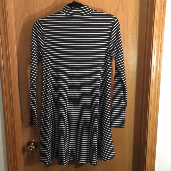 Abercrombie and fitch women’s flare dress - Picture 2 of 5